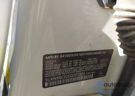 2013 BMW X3 xDrive28I z USA, uszkodzony, nr VIN 5UXWX9C52D0D07324